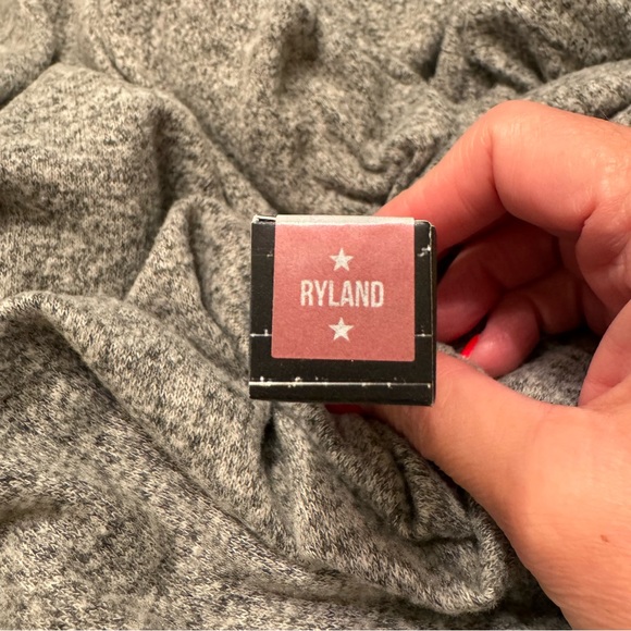 Jeffree Star RYLAND Velour Liquid Lipstick  *sold out online* - Picture 4 of 5
